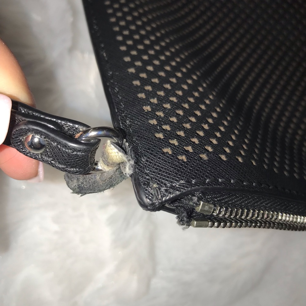 Michael Kors Black cut out clutch - Picture 4 of 7